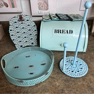 SOLD - Kitchen bundle